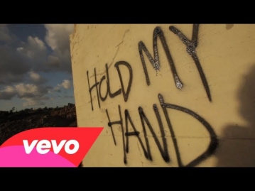 Michael Jackson - Hold My Hand Duet ft. Akon