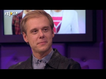 Armin van Buuren helpt jong talent - RTL LATE NIGHT