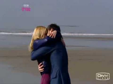 Doctor Who Confidential 4x13: The Doctor/Rose Kiss