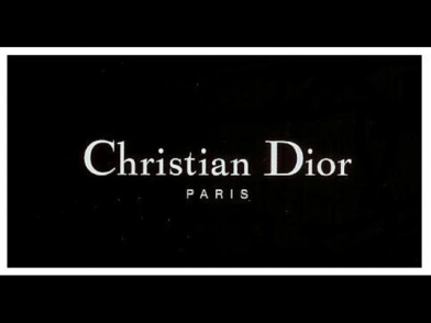 Показ от дома моды Christian Dior. Париж - неделя высокой моды.