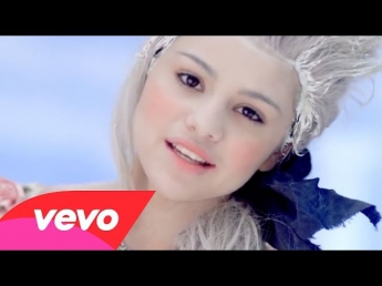 Selena Gomez & The Scene - Love You Like A Love Song (Official Video)