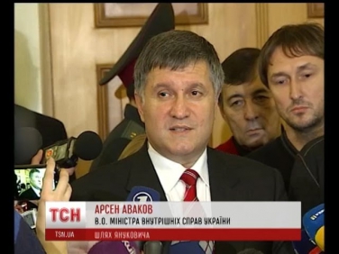 Янукович зник з Балаклави у невідомому напрямі