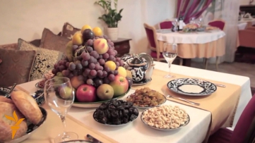 OZOD-VIDEO: Москвадаги ўзбек ресторанига қора ниқоблилар ҳужум уюштирди