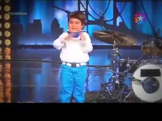 Конкурс талантов Турция 4 летний мальчик барабанщик всех покорил