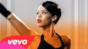 Rihanna - Umbrella (Orange Version) ft. JAY-Z