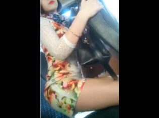 Девушка в коротком платье в маршрутке, Москва, 2014г. Girl in a short skirt in the minibus. - YouTube
