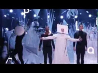 Lady Gaga   Applause Live Performance MTV 2013  VMAs ) Official 1080p