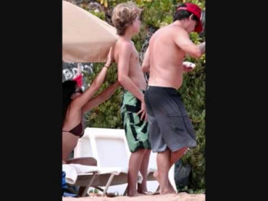 Cole and Dylan Sprouse Shirtless in Maui Hawaii updated OVER 20 NEW PICTURES !!!