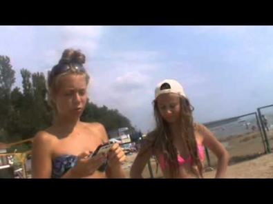 две девочки из москвы на пляже