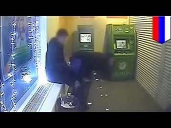 Русская парочка занялась сексом в банкомате
