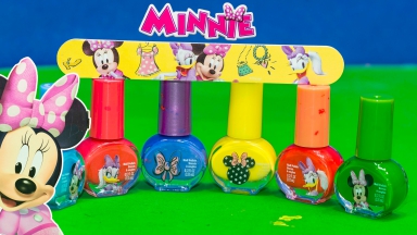 MINNIE MOUSE Disney Minnie Mouse Nail Polish Set a Minnie Mouse Video Toy Review