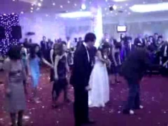 AZERI TOY michael jackson style(he is still alive).flv