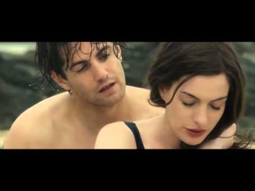 Anne Hathaway Sex Scenes in One Day